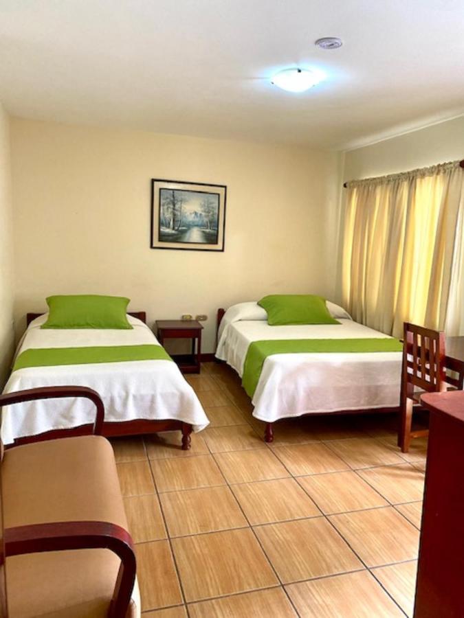 Hotel D'Mario Lago Agrio Exteriör bild